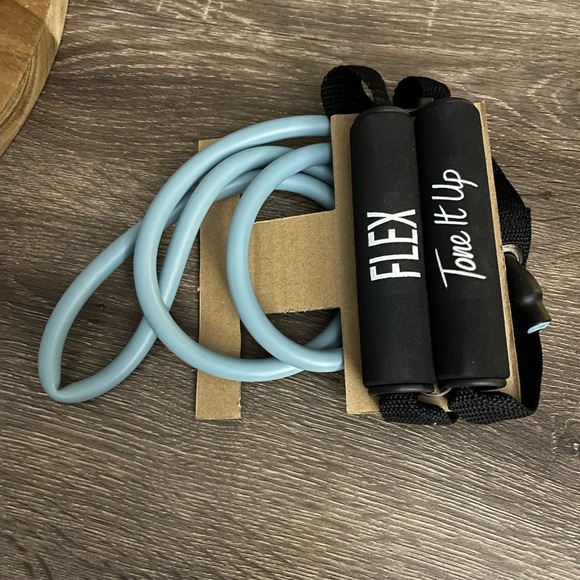 NEW Tone it Up Flex Band - Picture 2 of 4